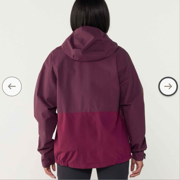 NWT Cotopaxi Cielo Rain Jacket in Blackberry Size XS - Picture 3 of 5